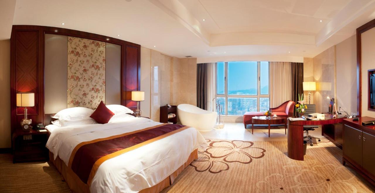 Ramada Plaza Shaoguan City Centre Eksteriør bilde
