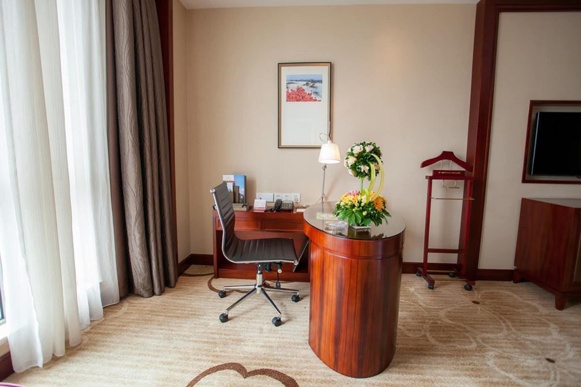 Ramada Plaza Shaoguan City Centre Eksteriør bilde