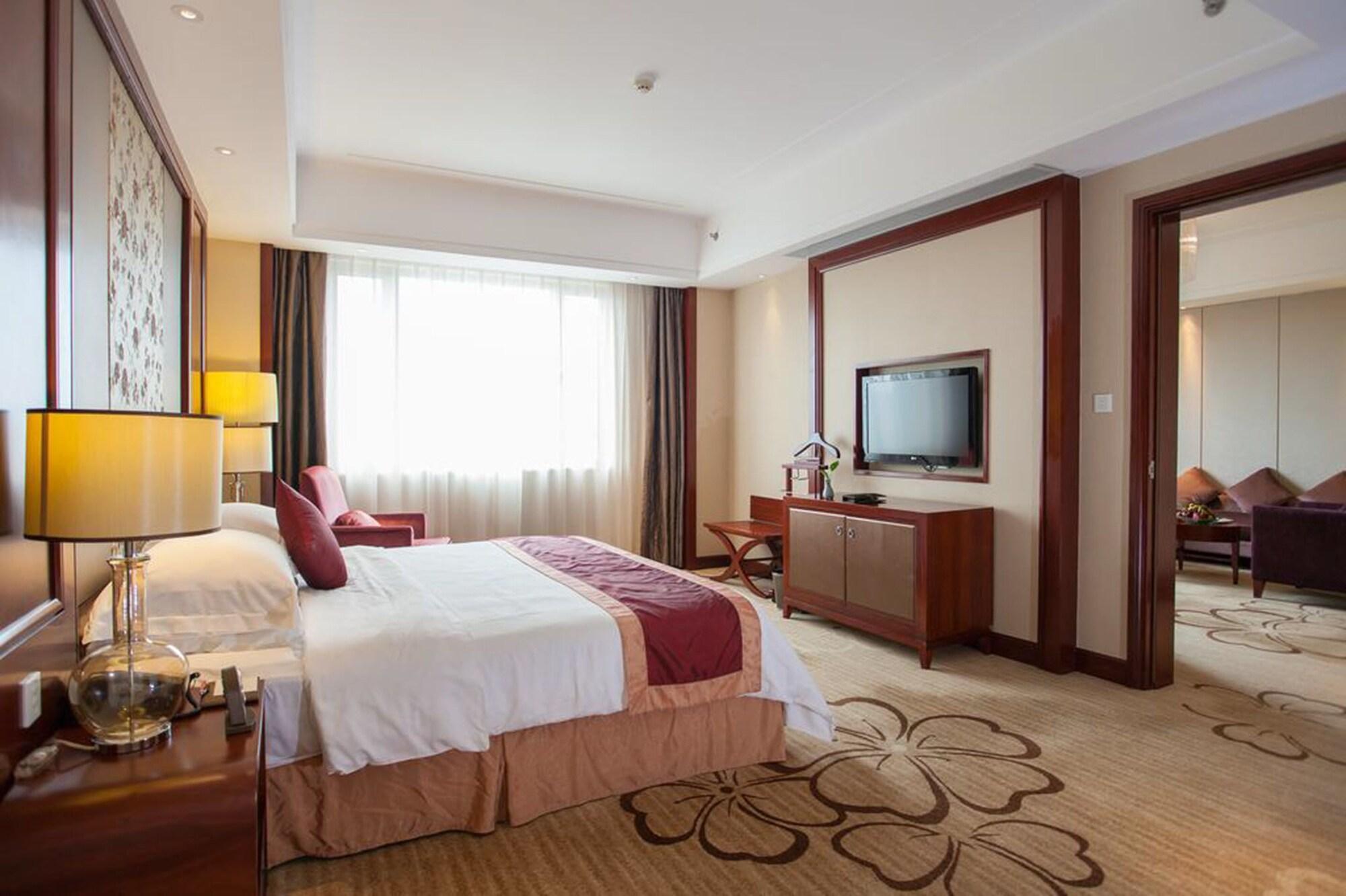 Ramada Plaza Shaoguan City Centre Eksteriør bilde