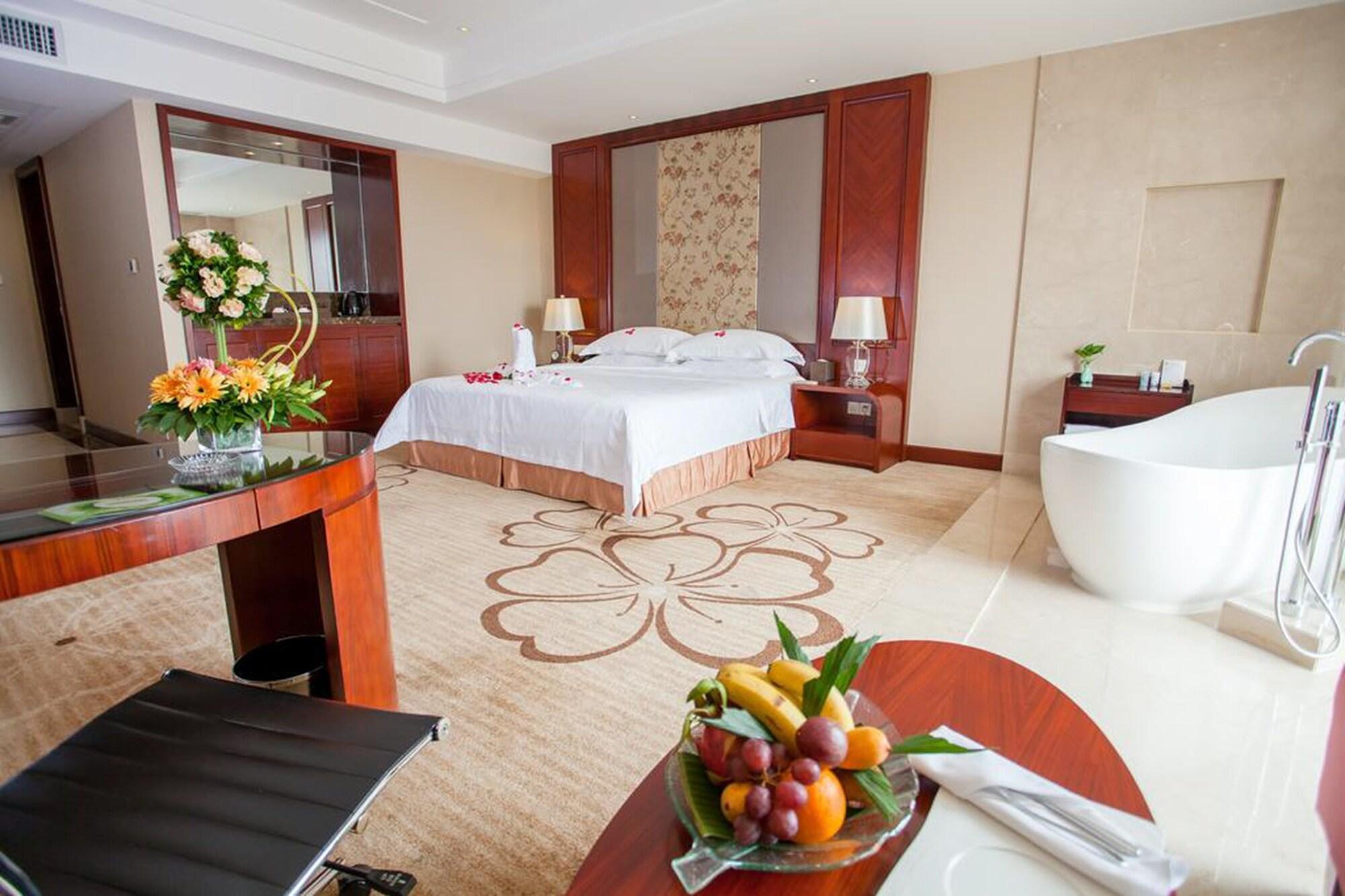 Ramada Plaza Shaoguan City Centre Eksteriør bilde